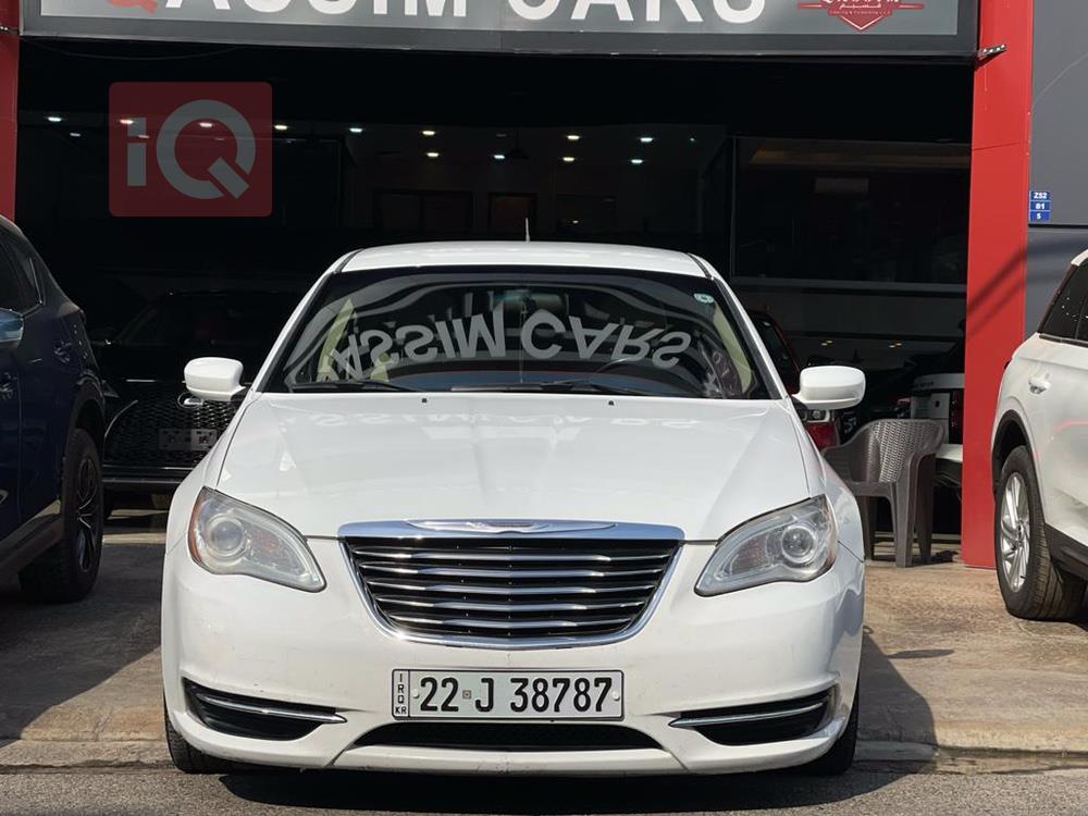كرايسلر 200